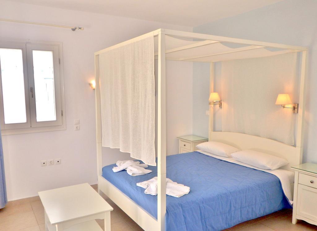 Dream Island Hotel Livadia  Bilik gambar